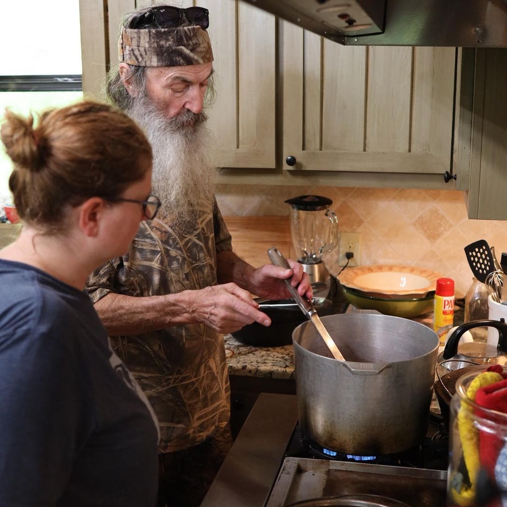 Phil Robertson, Phyllis Robertson Thomas
